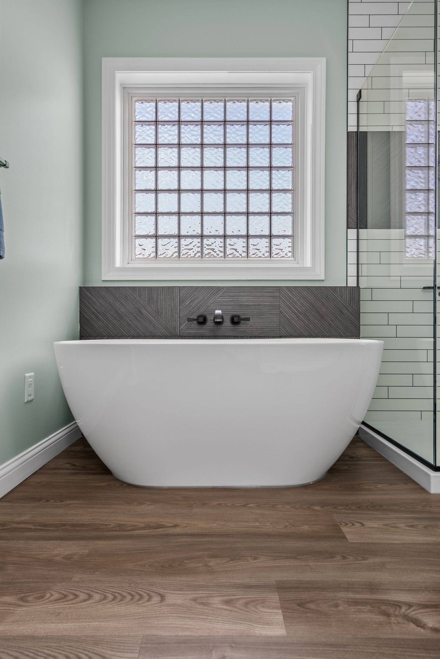 Full bath vanity & shower